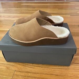 Abeo Pioneer Clog with Metatarsal Support New in Box